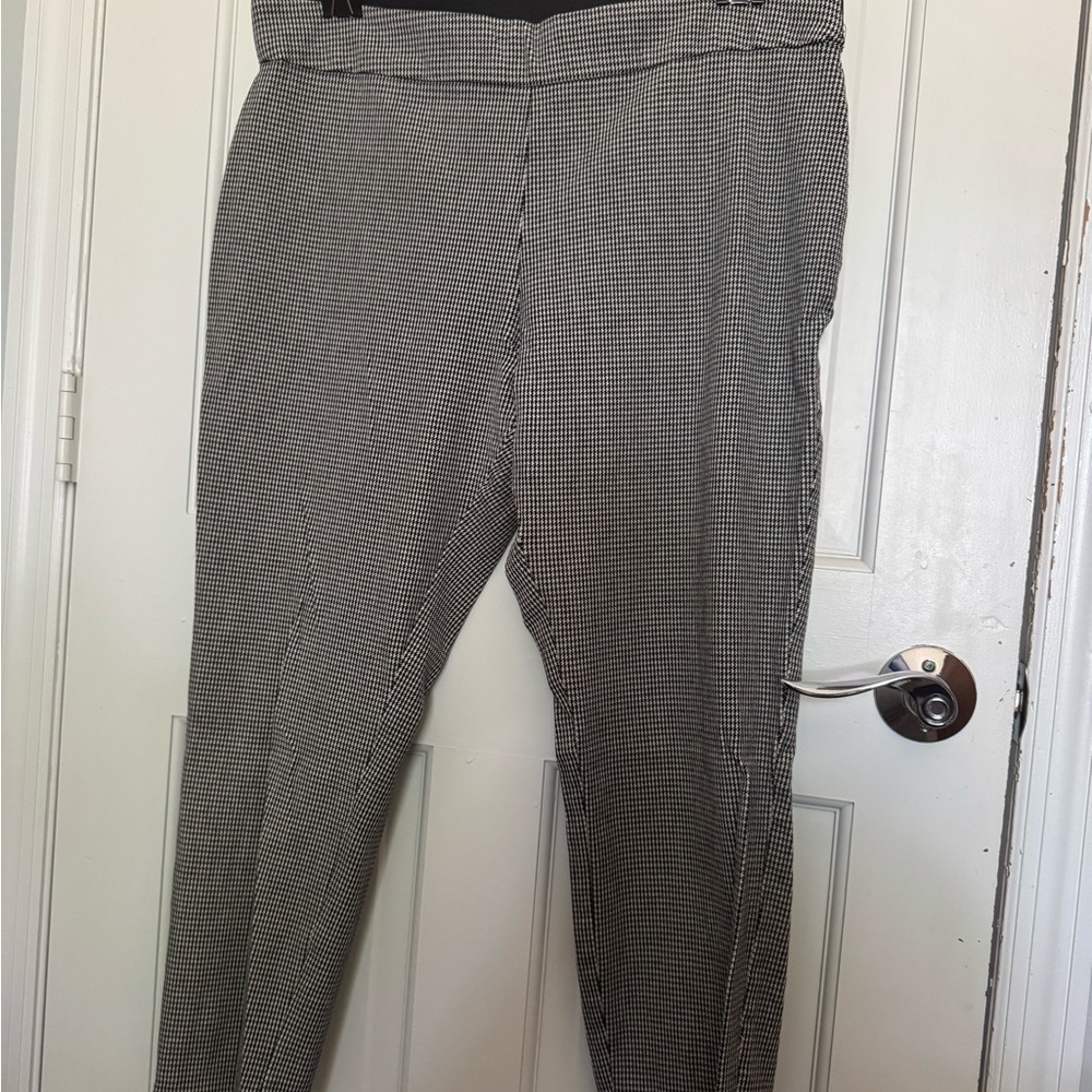 a new day Gingham Stretch Cropped Ankle Pants